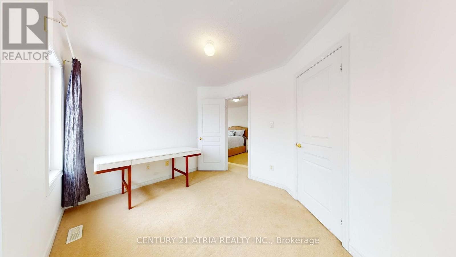 21 Gooseman Crescent, Markham, ON - Indoor Photo Showing Other Room