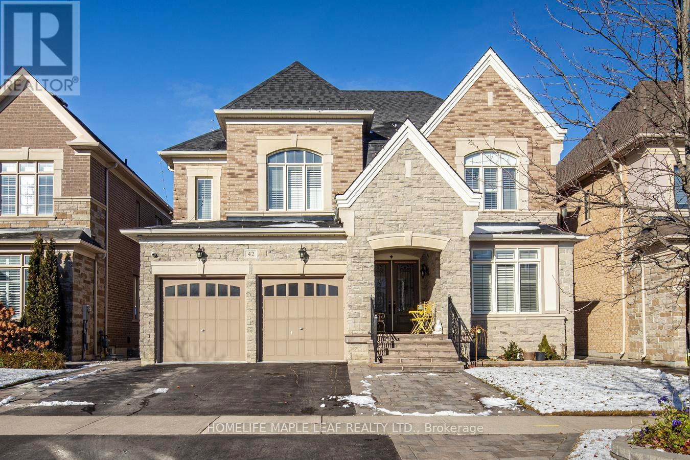 42 Foothills Crescent, Brampton, ON - Outdoor With Facade