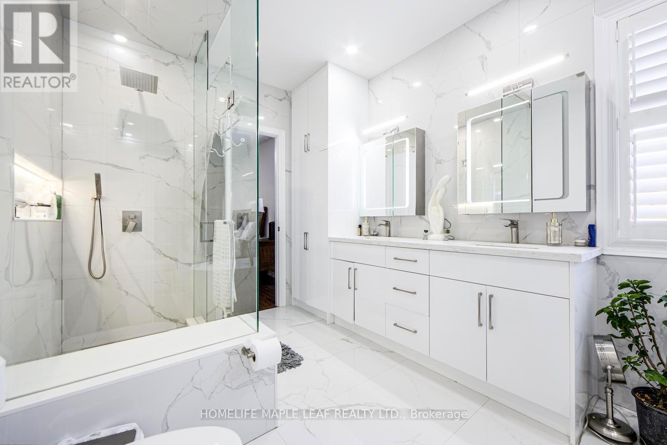 42 Foothills Crescent, Brampton, ON - Indoor Photo Showing Bathroom