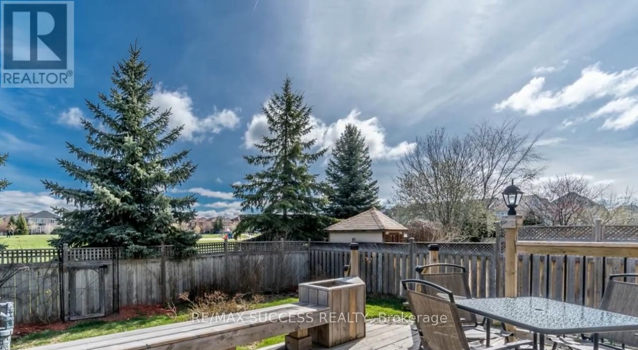 5847 Summerside Drive, Mississauga, ON - Outdoor With Deck Patio Veranda
