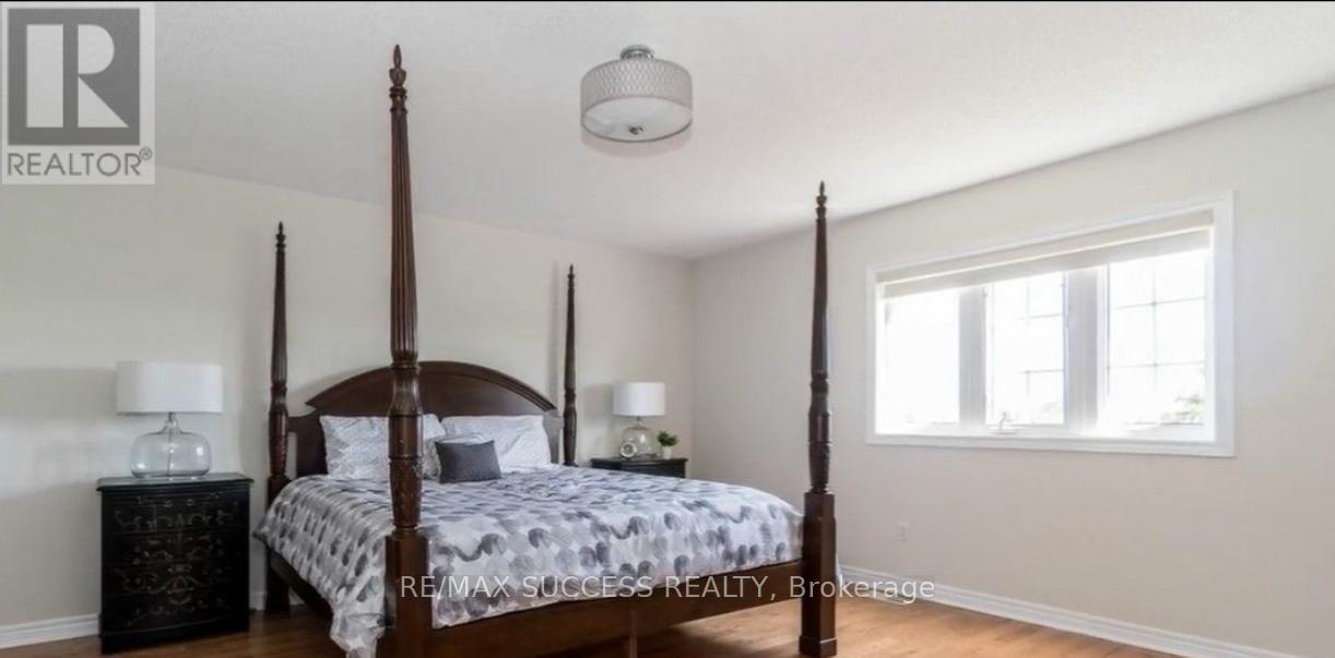 5847 Summerside Drive, Mississauga, ON - Indoor Photo Showing Bedroom