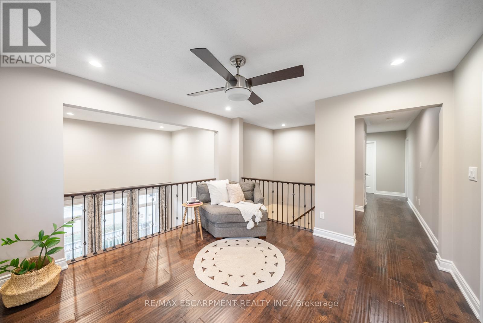 1351 Mcguffin Gate, Milton, ON - Indoor Photo Showing Other Room