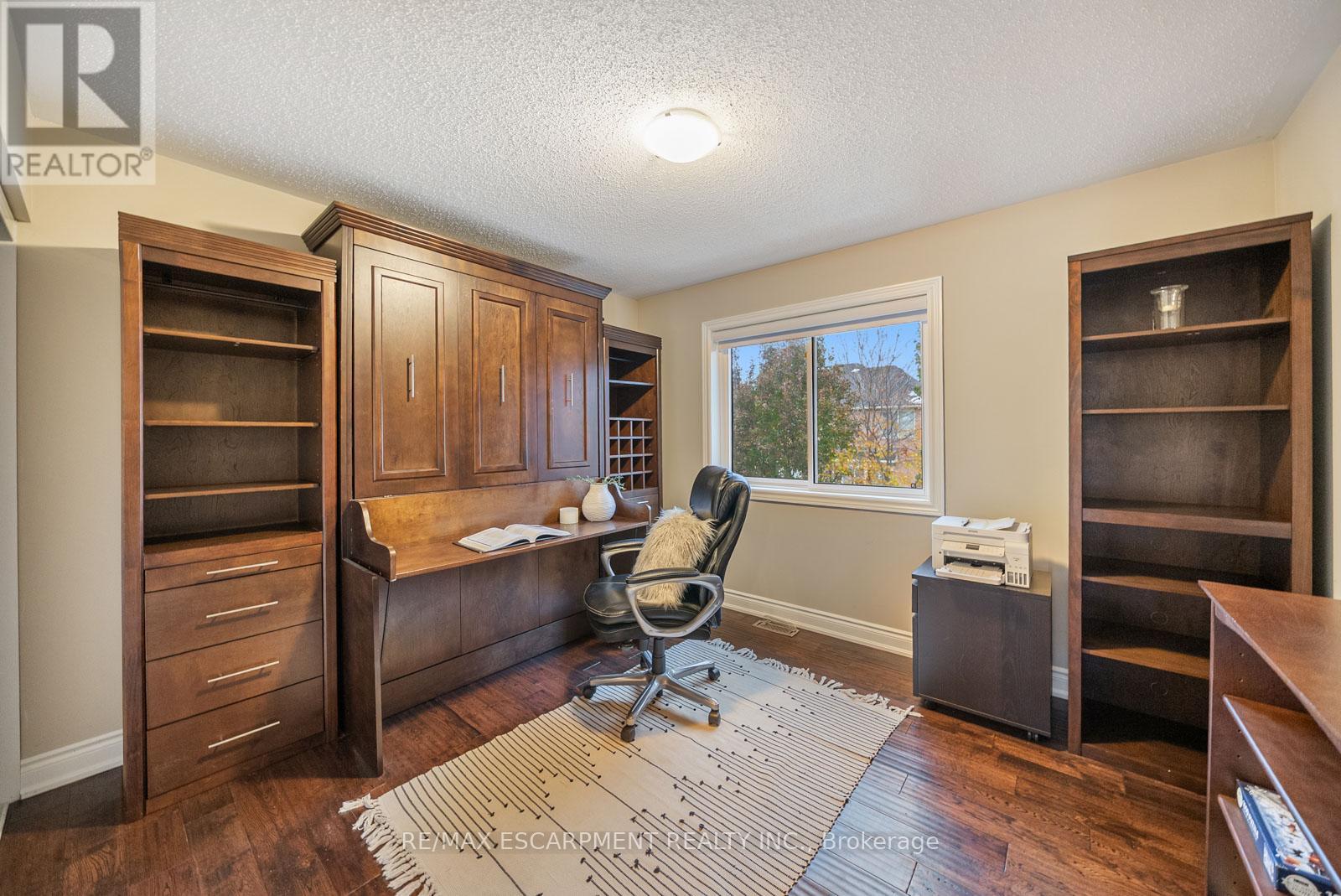 1351 Mcguffin Gate, Milton, ON - Indoor Photo Showing Office