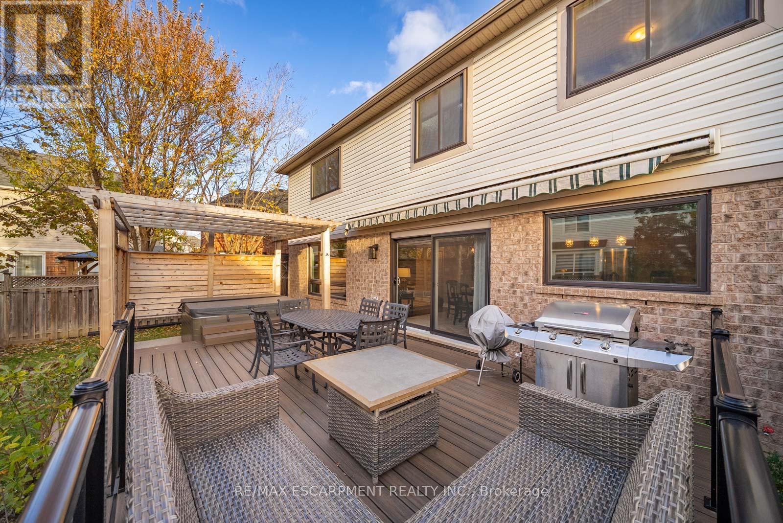 1351 Mcguffin Gate, Milton, ON - Outdoor With Deck Patio Veranda With Exterior
