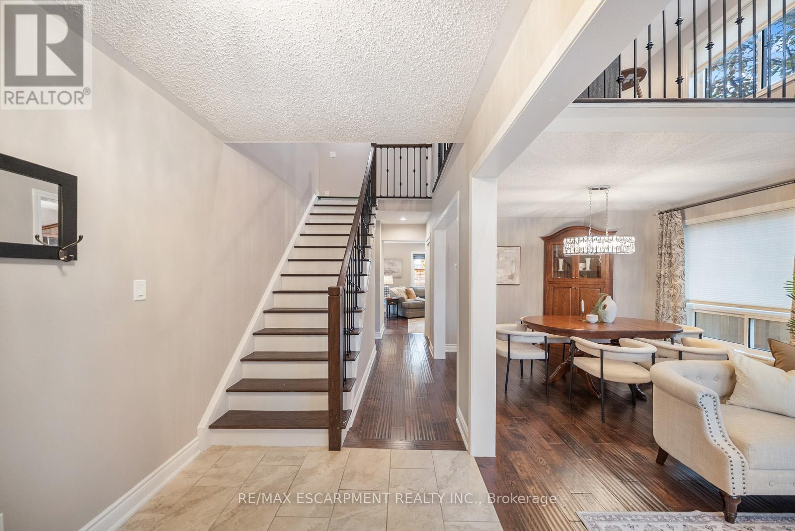 1351 Mcguffin Gate, Milton, ON - Indoor Photo Showing Other Room