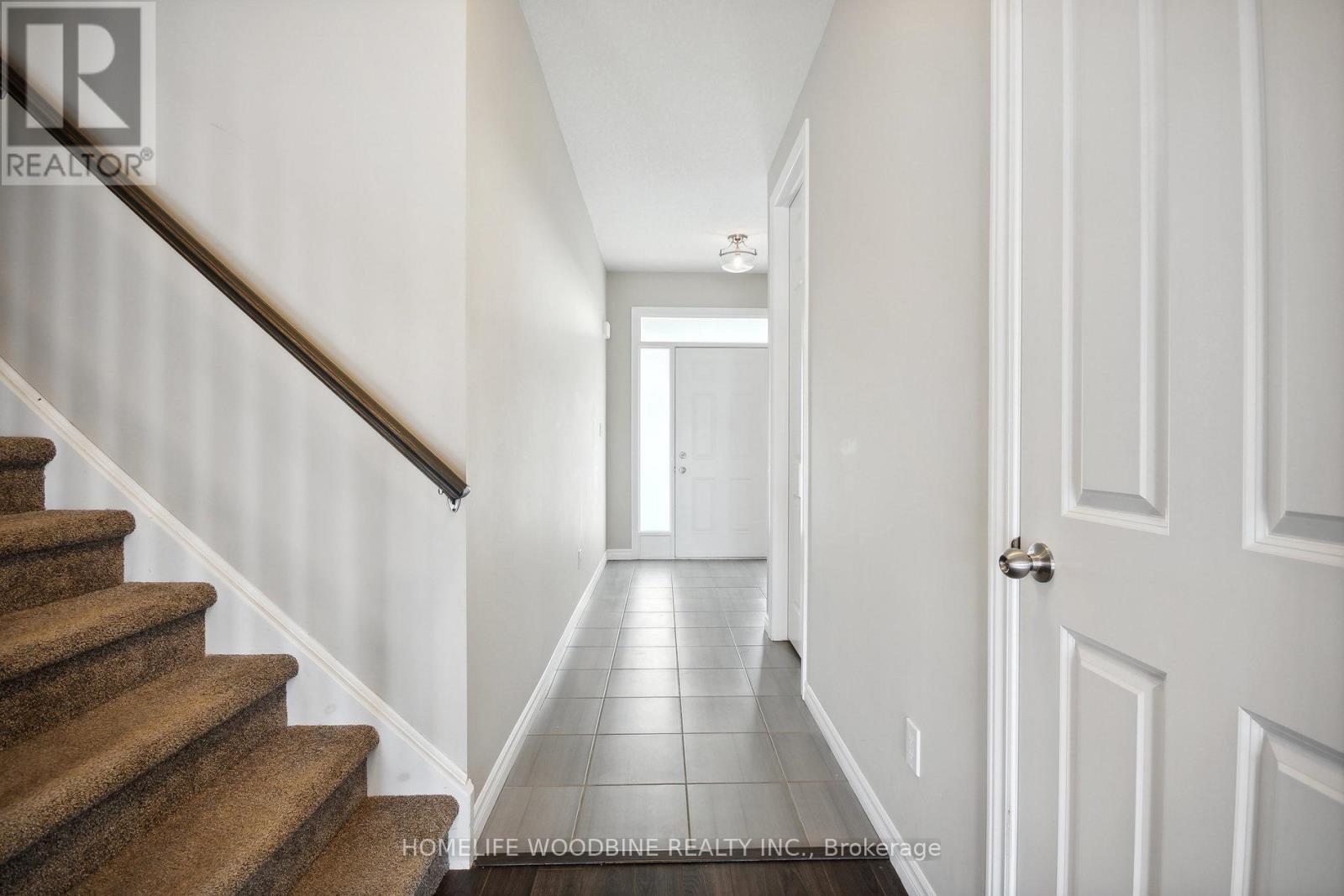 2823 Asima Drive, London South, ON - Indoor Photo Showing Other Room