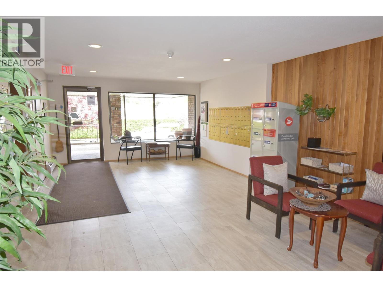 Main lobby - 3608 27 Avenue Unit# 103, Vernon, BC - Indoor