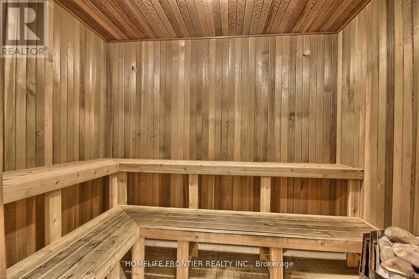 512 - 50 Disera Drive, Vaughan, ON - Indoor Photo Showing Other Room