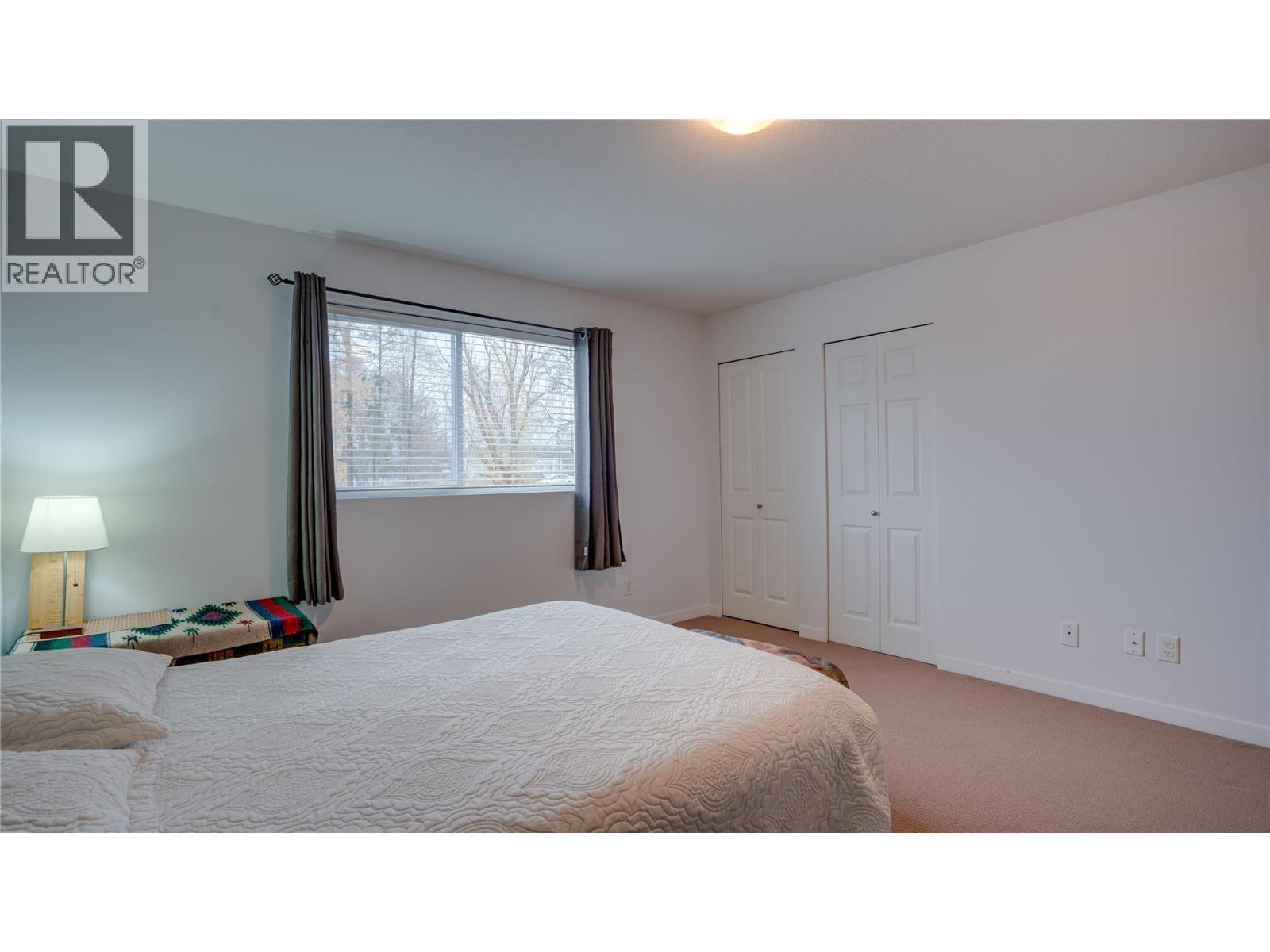 671 24 Street Ne Unit# 3, Salmon Arm, BC - Indoor Photo Showing Bedroom