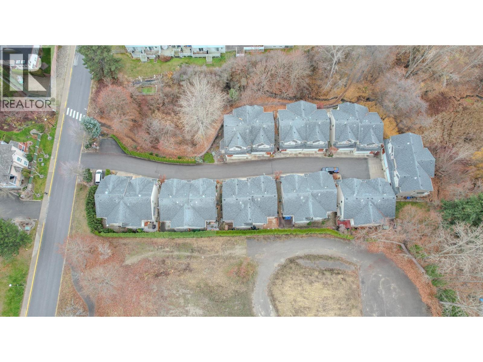 671 24 Street Ne Unit# 3, Salmon Arm, BC - Outdoor With View