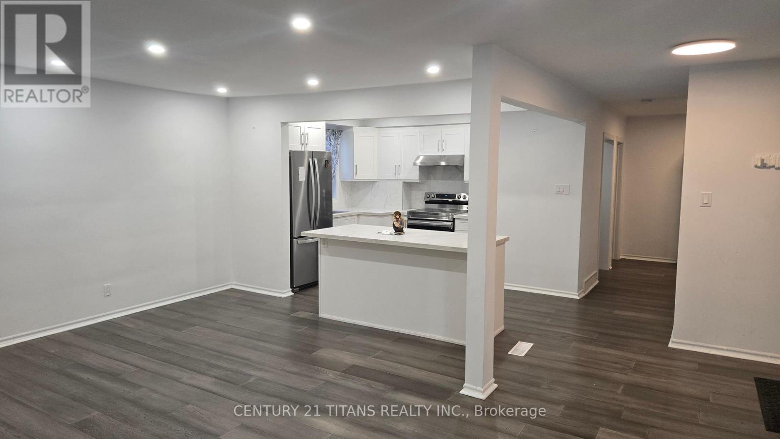 Main - 55 Bishop Avenue, Toronto, ON - Indoor