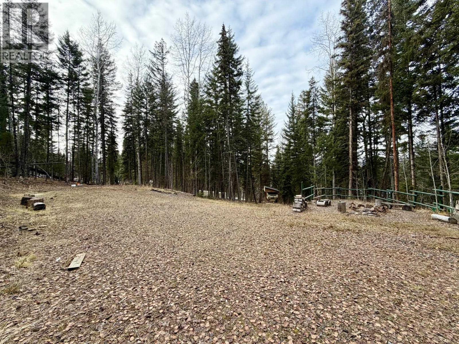 6305 Paterson Road, Deka Lake / Sulphurous / Hathaway Lakes, BC