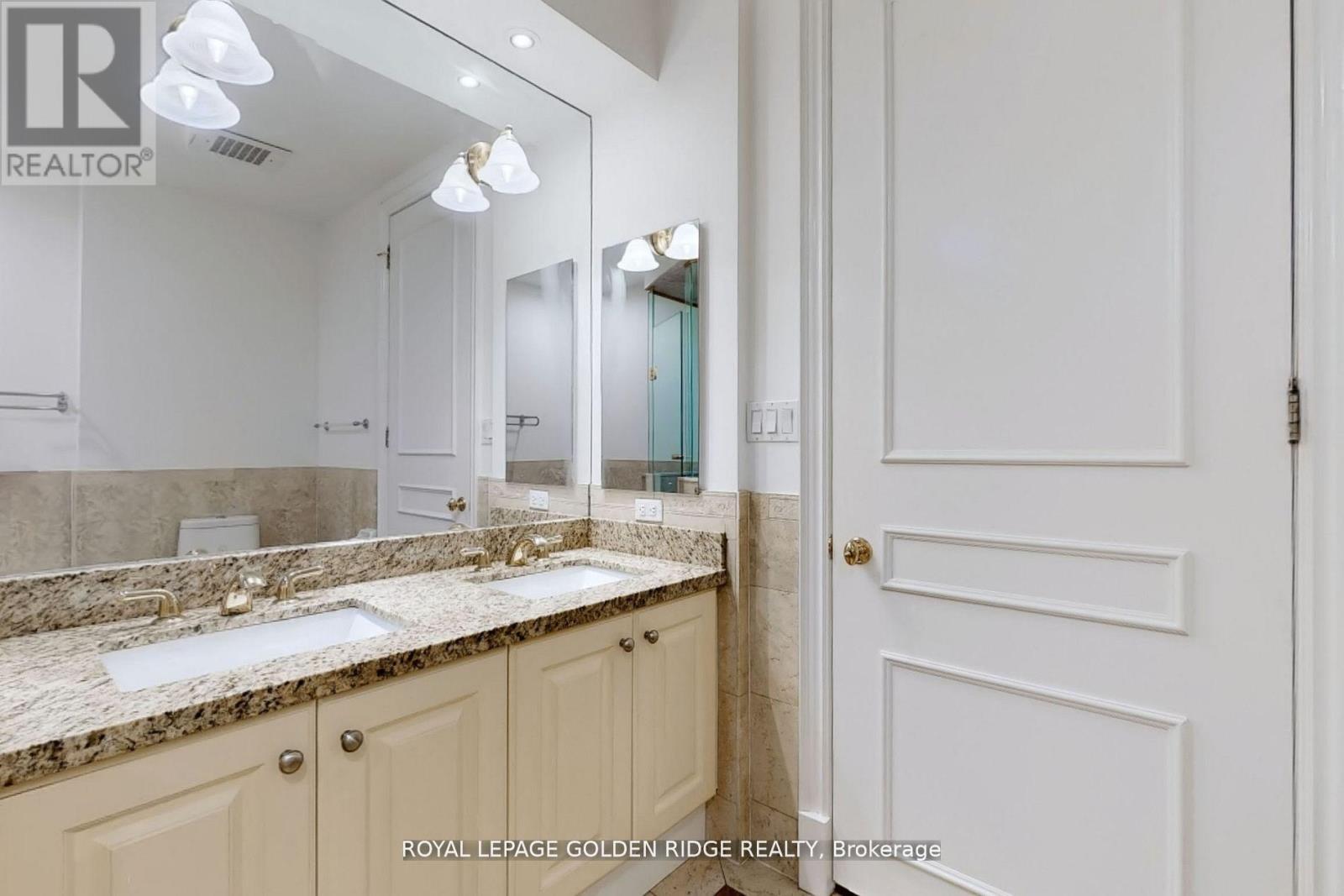 Ph1 - 88 Grandview Way, Toronto, ON - Indoor Photo Showing Bathroom