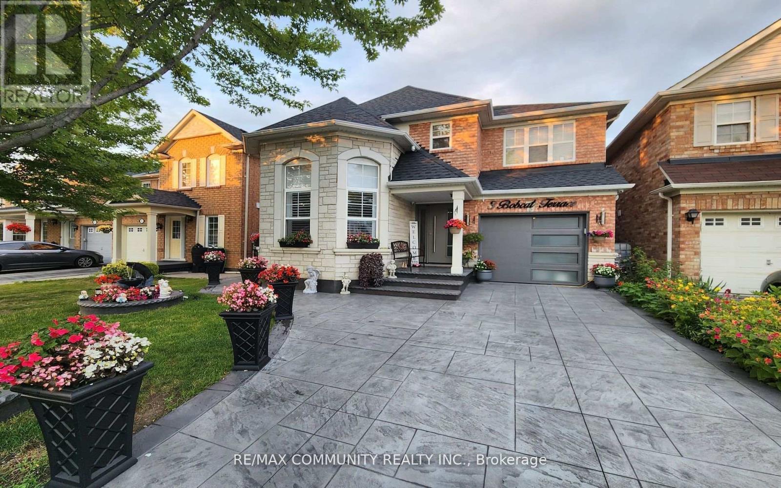 Bsmt - 3 Bobcat Terrace, Toronto, ON - Outdoor With Facade