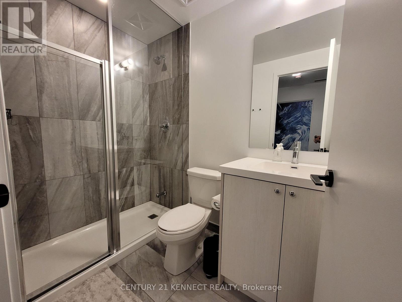 Th2 - 60 George Butchart Drive, Toronto, ON - Indoor Photo Showing Bathroom