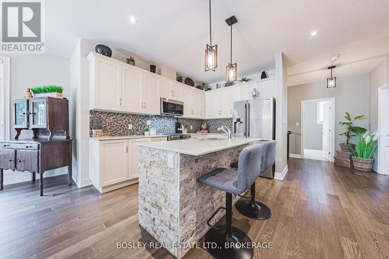 10 - 2848 King Street, Lincoln (Lincoln-Jordan/Vineland), ON