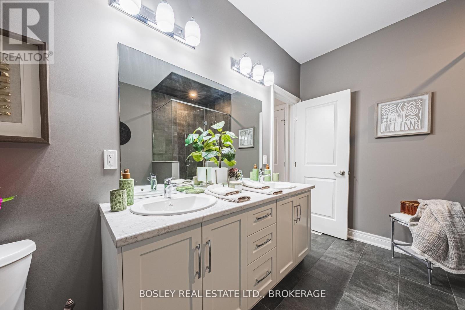 10 - 2848 King Street, Lincoln (Lincoln-Jordan/Vineland), ON