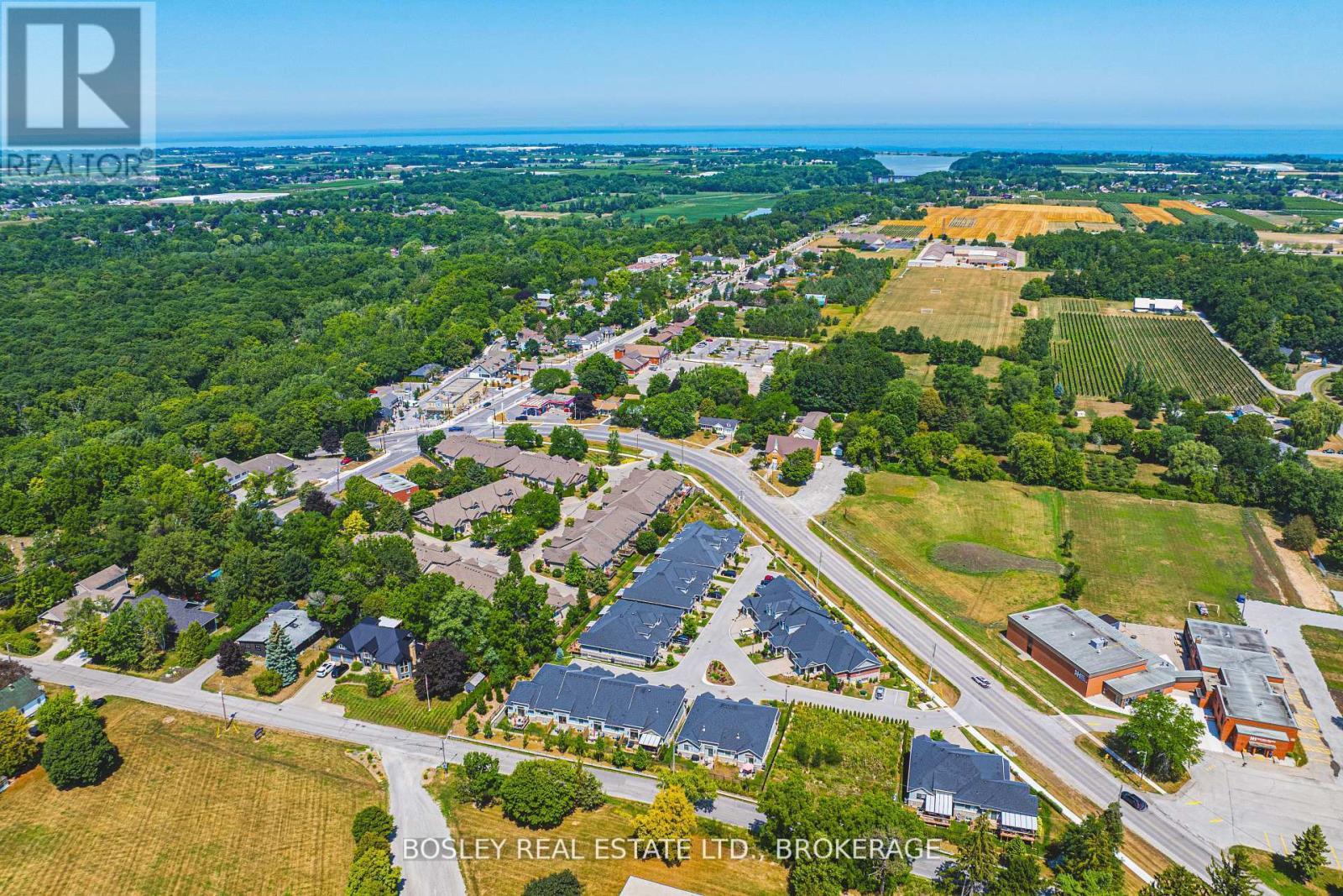 10 - 2848 King Street, Lincoln (Lincoln-Jordan/Vineland), ON