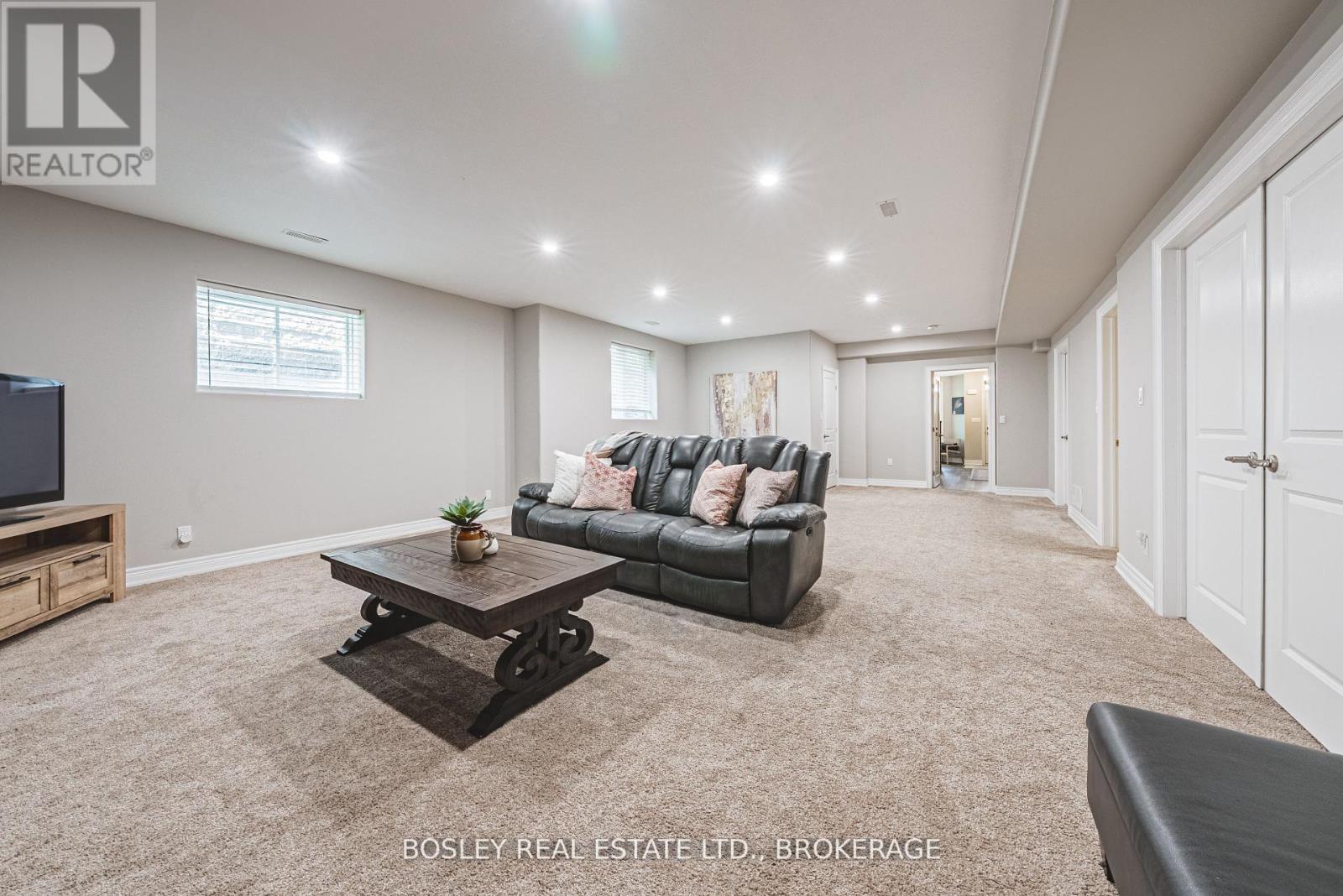 10 - 2848 King Street, Lincoln (Lincoln-Jordan/Vineland), ON