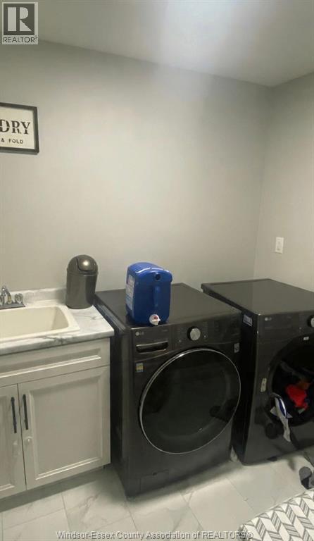 356 Christine Avenue Unit# Upper Level, Belle River, ON - Indoor Photo Showing Laundry Room