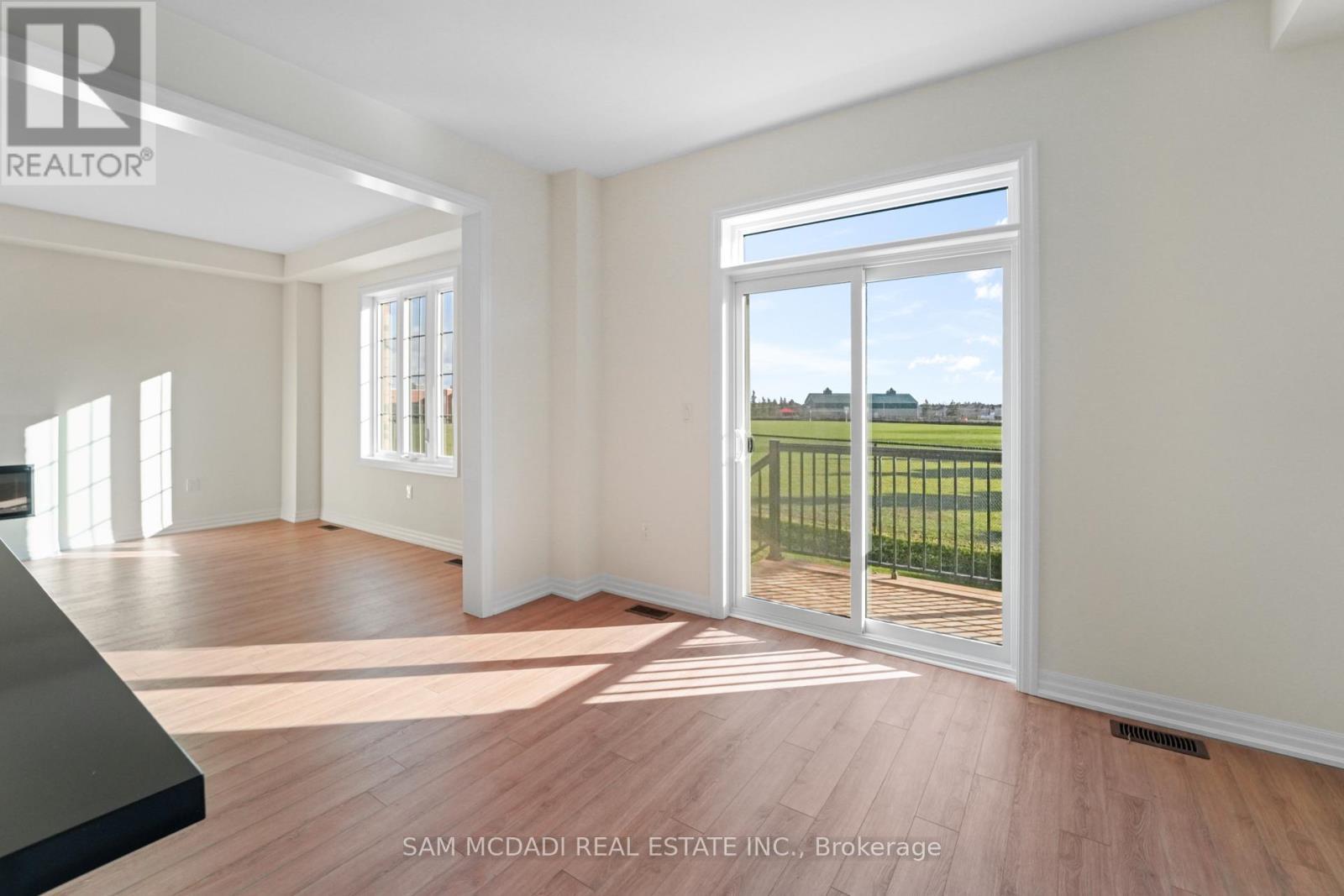 37 Southbury Manor (Upper) Drive, Caledon, ON - Indoor Photo Showing Other Room