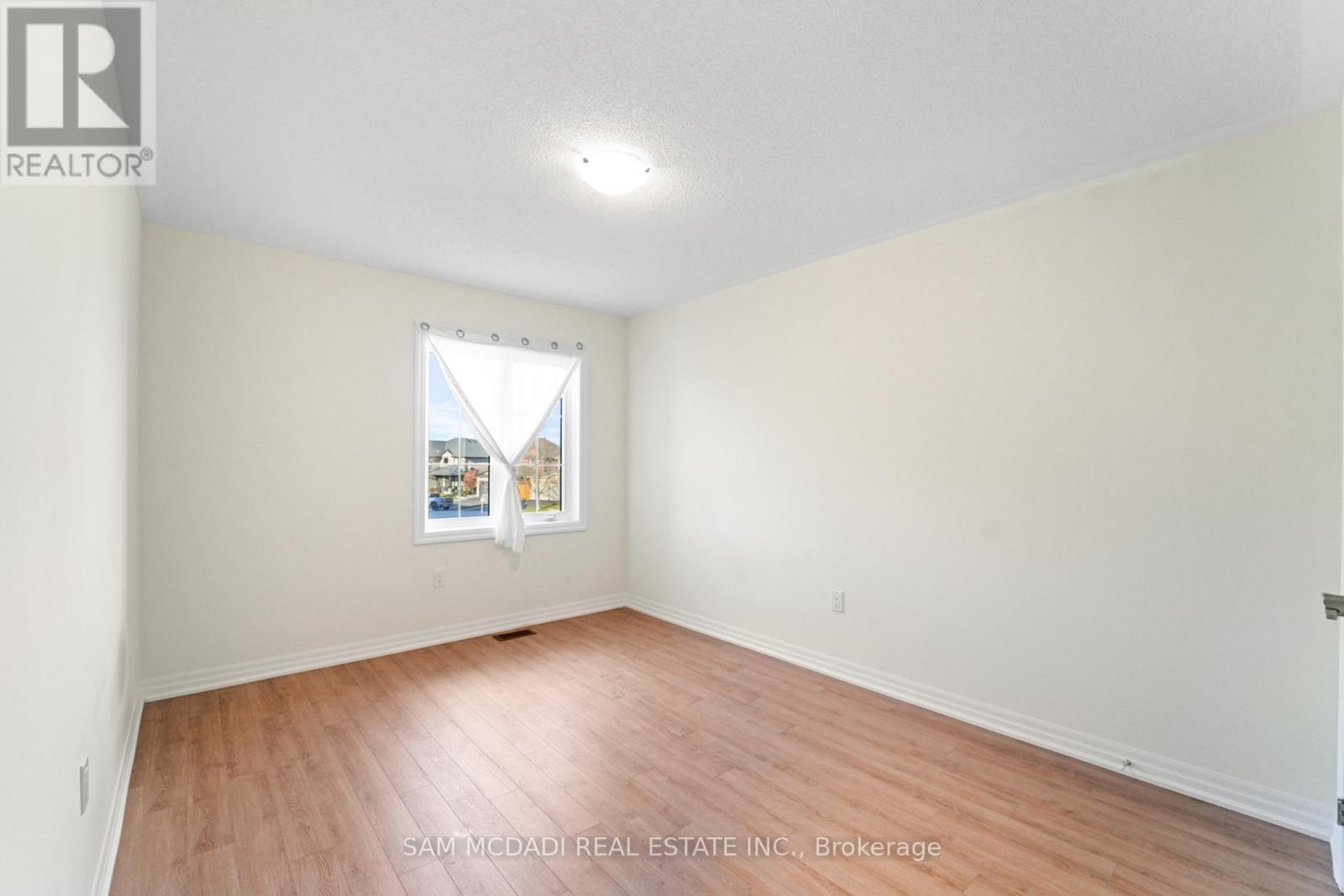 37 Southbury Manor (Upper) Drive, Caledon, ON - Indoor Photo Showing Other Room