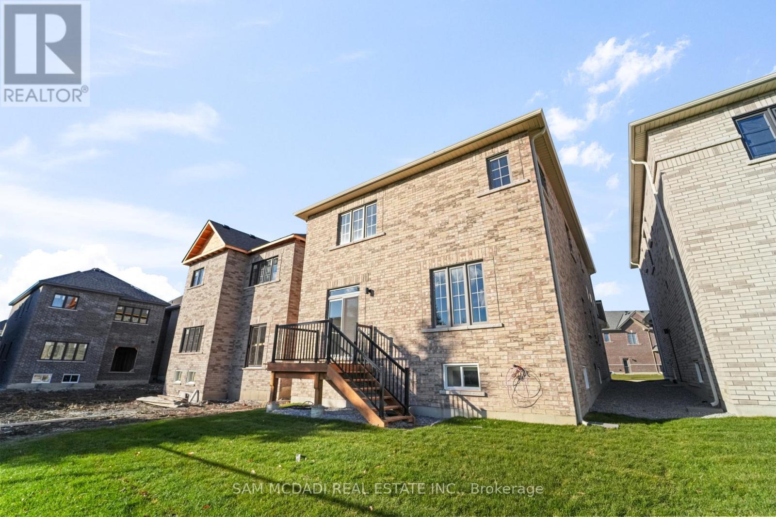 37 Southbury Manor (Upper) Drive, Caledon, ON - Outdoor