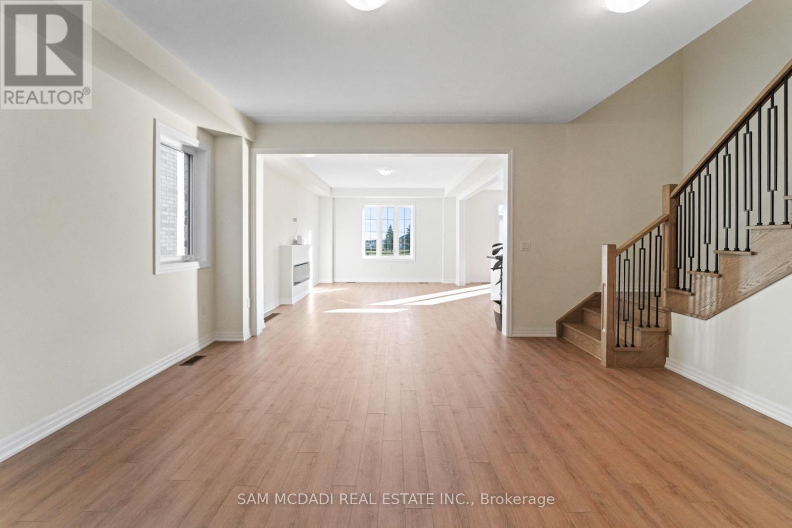 37 Southbury Manor (Upper) Drive, Caledon, ON - Indoor Photo Showing Other Room