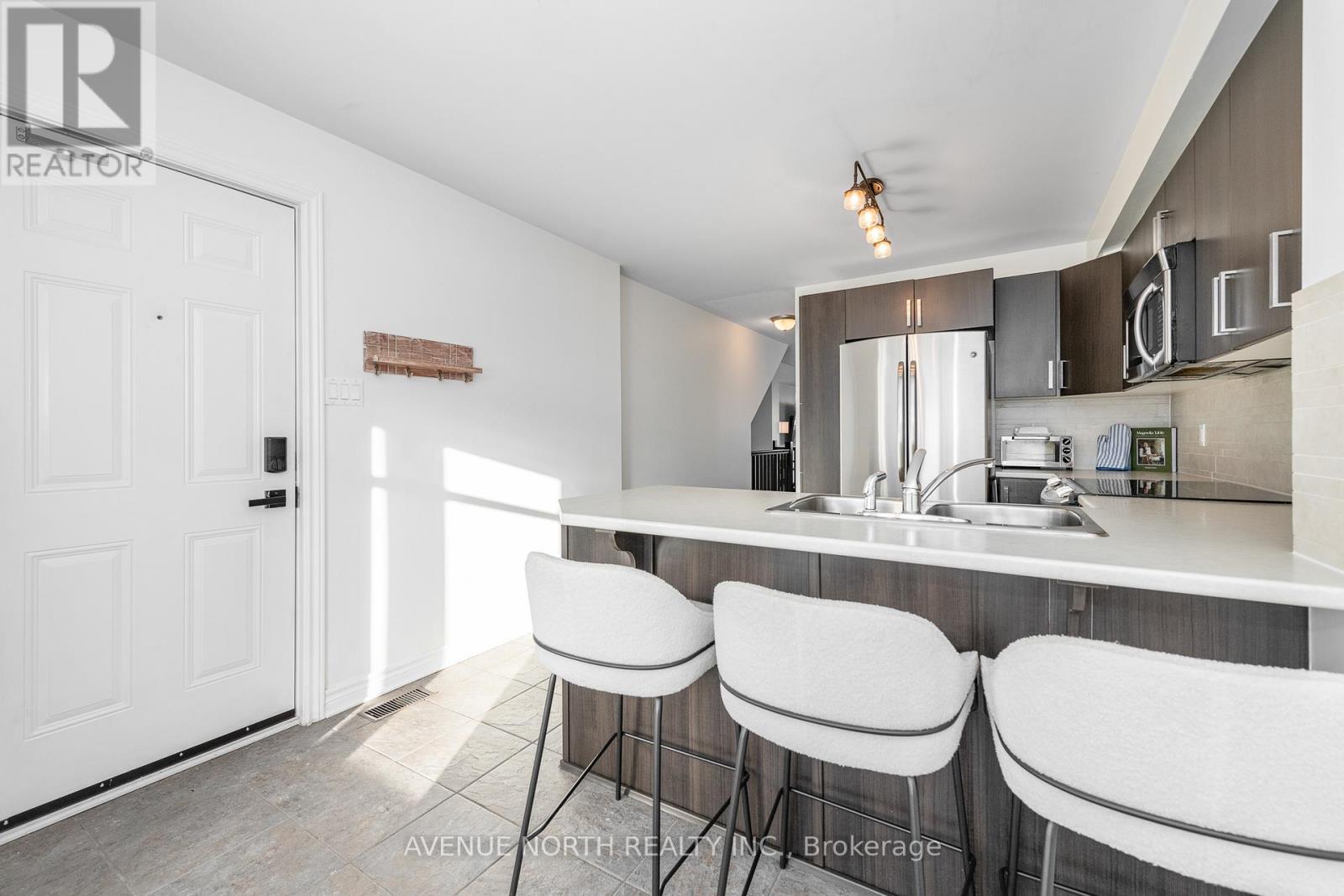 2391 Esprit Drive, Ottawa, ON - Indoor