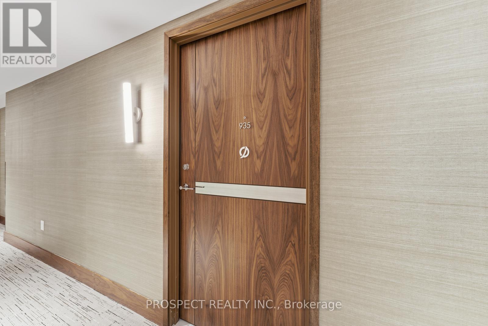 935 - 1 Concord Cityplac Way, Toronto, ON - Photo Showing Other Room