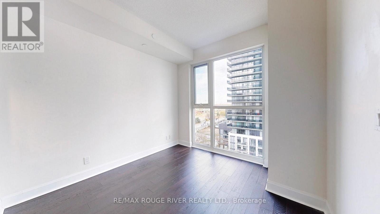 906 - 33 Shore Breeze Drive, Toronto, ON - Indoor Photo Showing Other Room
