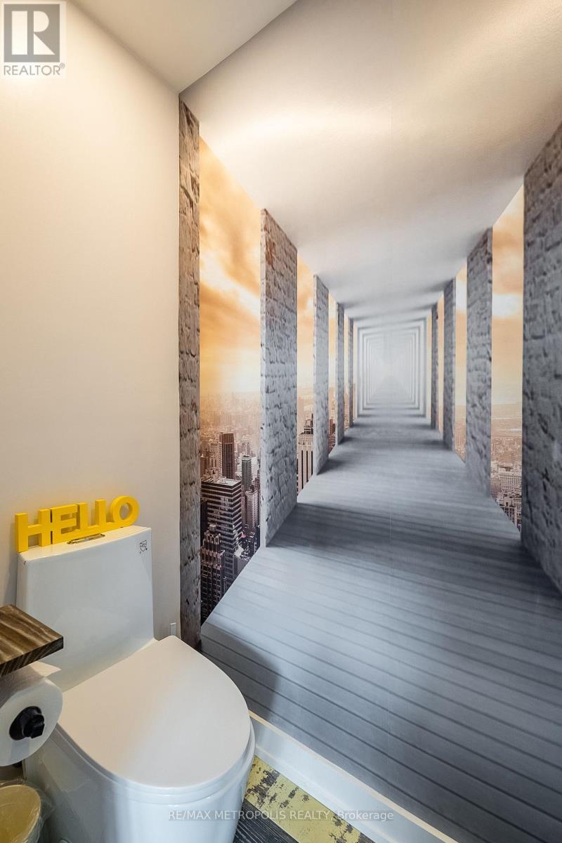 27 Thornton Avenue, Toronto, ON - Indoor