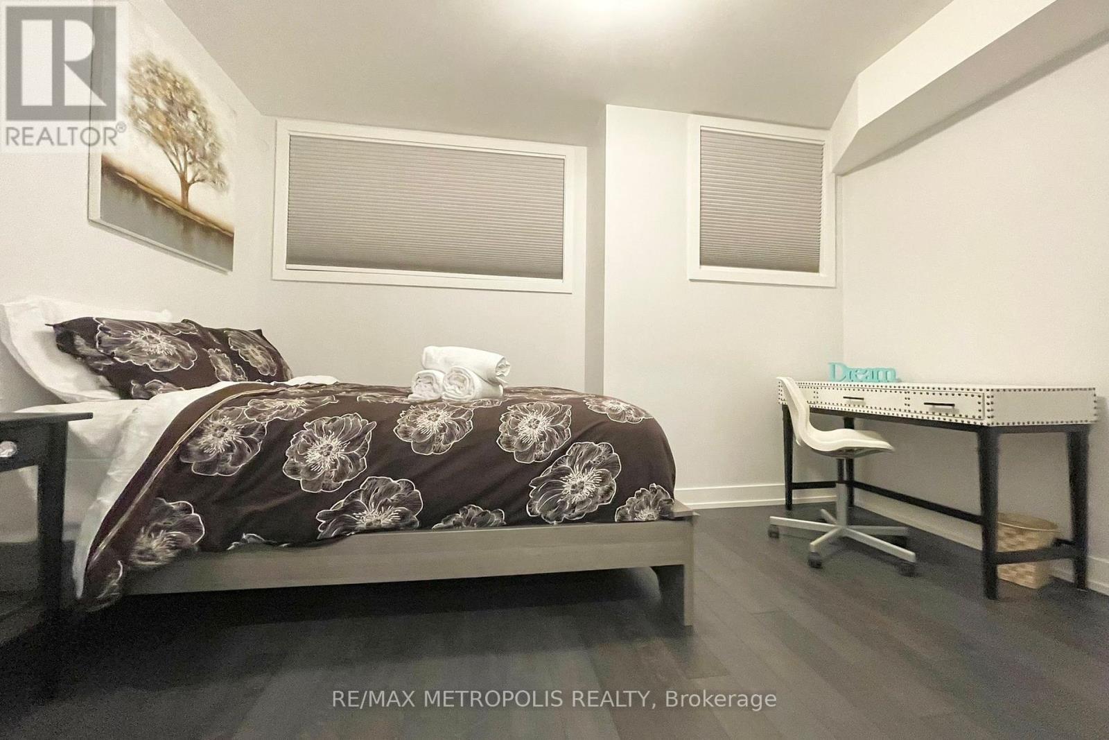 Lower - 27 Thornton Avenue, Toronto, ON - Indoor