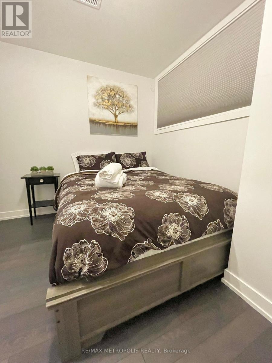 Lower - 27 Thornton Avenue, Toronto, ON - Indoor Photo Showing Bedroom