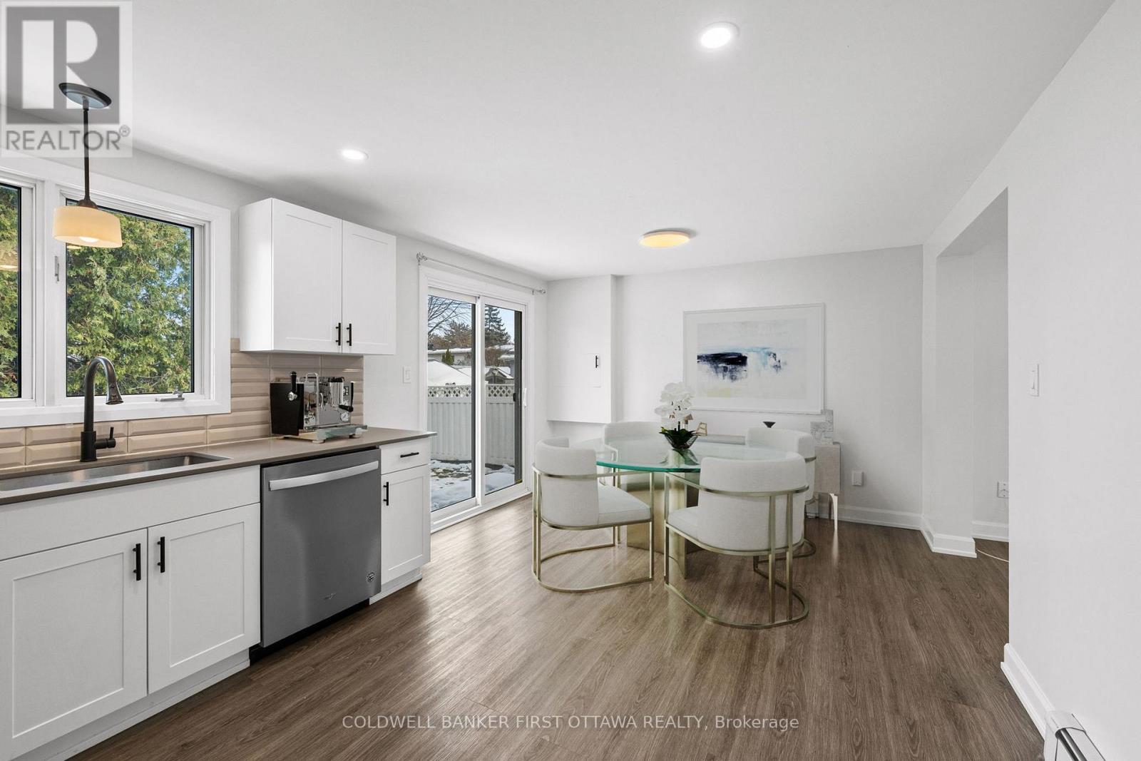 351 Amiens Street, Ottawa, ON - Indoor