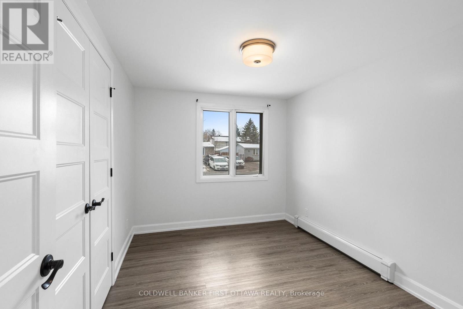 351 Amiens Street, Ottawa, ON - Indoor Photo Showing Other Room