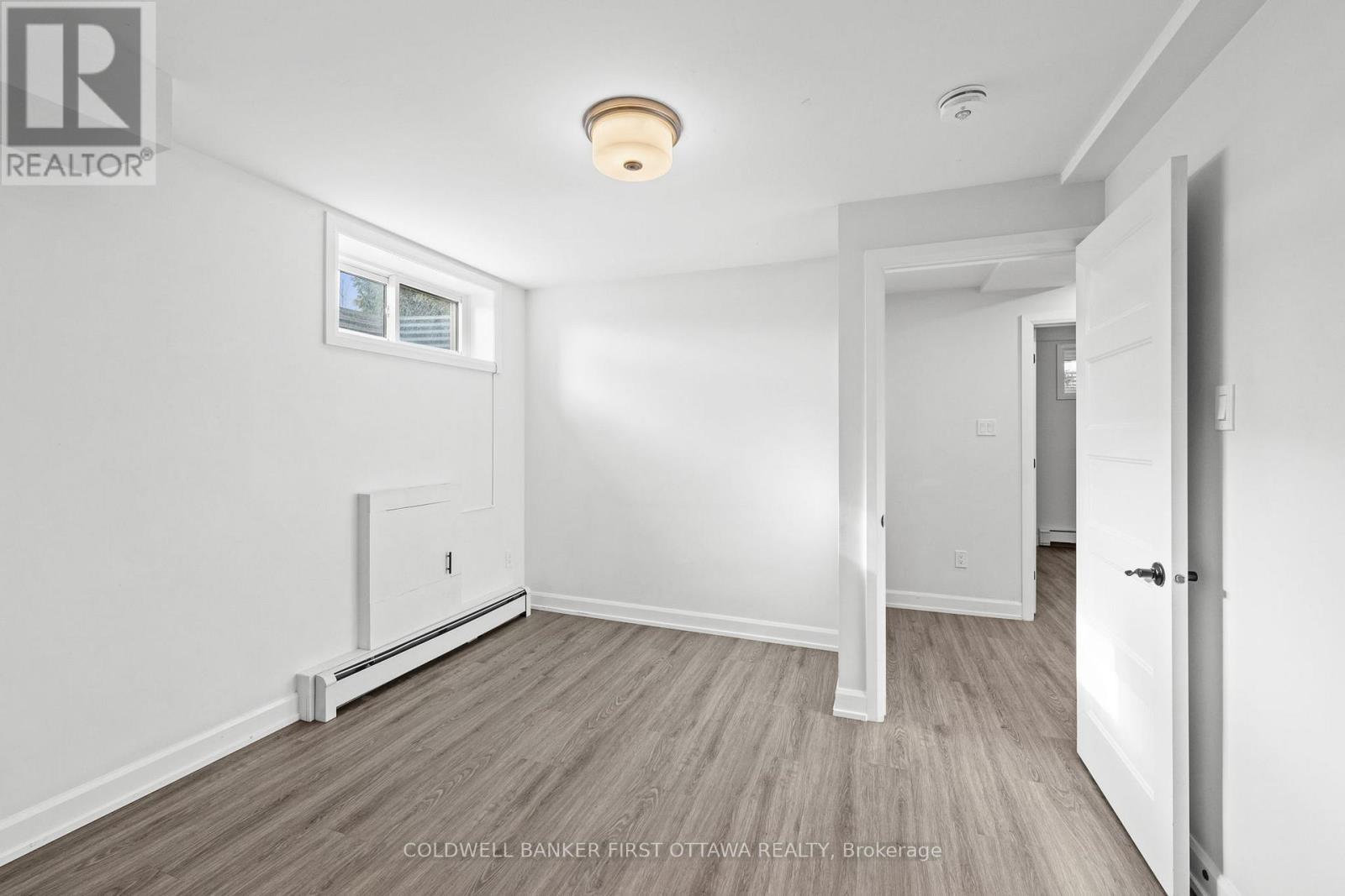351 Amiens Street, Ottawa, ON - Indoor Photo Showing Other Room