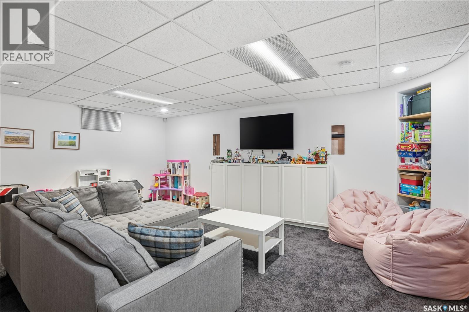 116 North Front Street, Pense, SK - Indoor