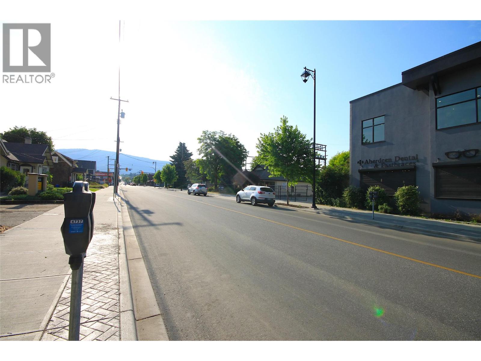 3411 32 Avenue, Vernon, BC - Outdoor