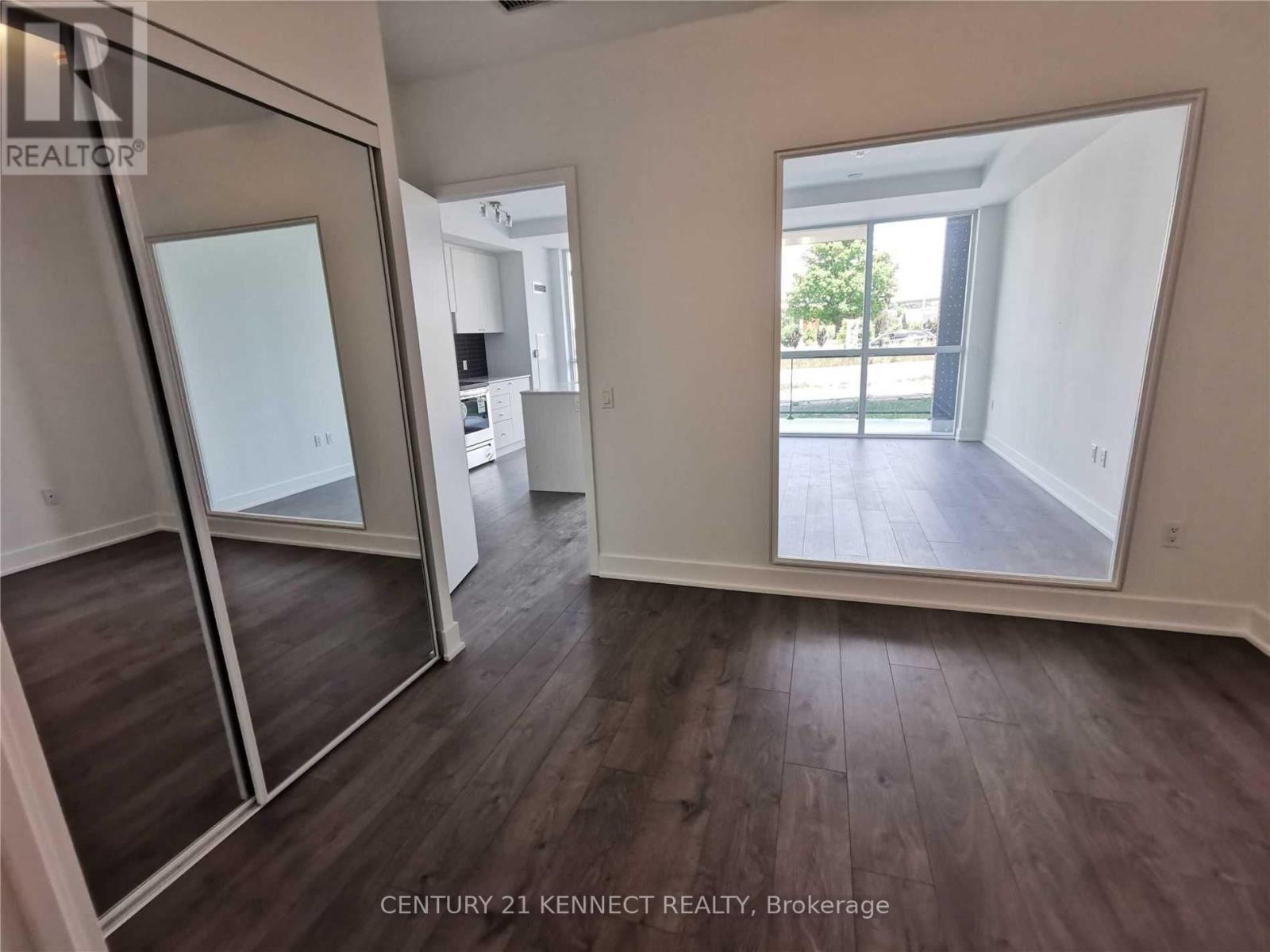 Th03 - 60 George Butchart Drive, Toronto, ON - Indoor Photo Showing Other Room