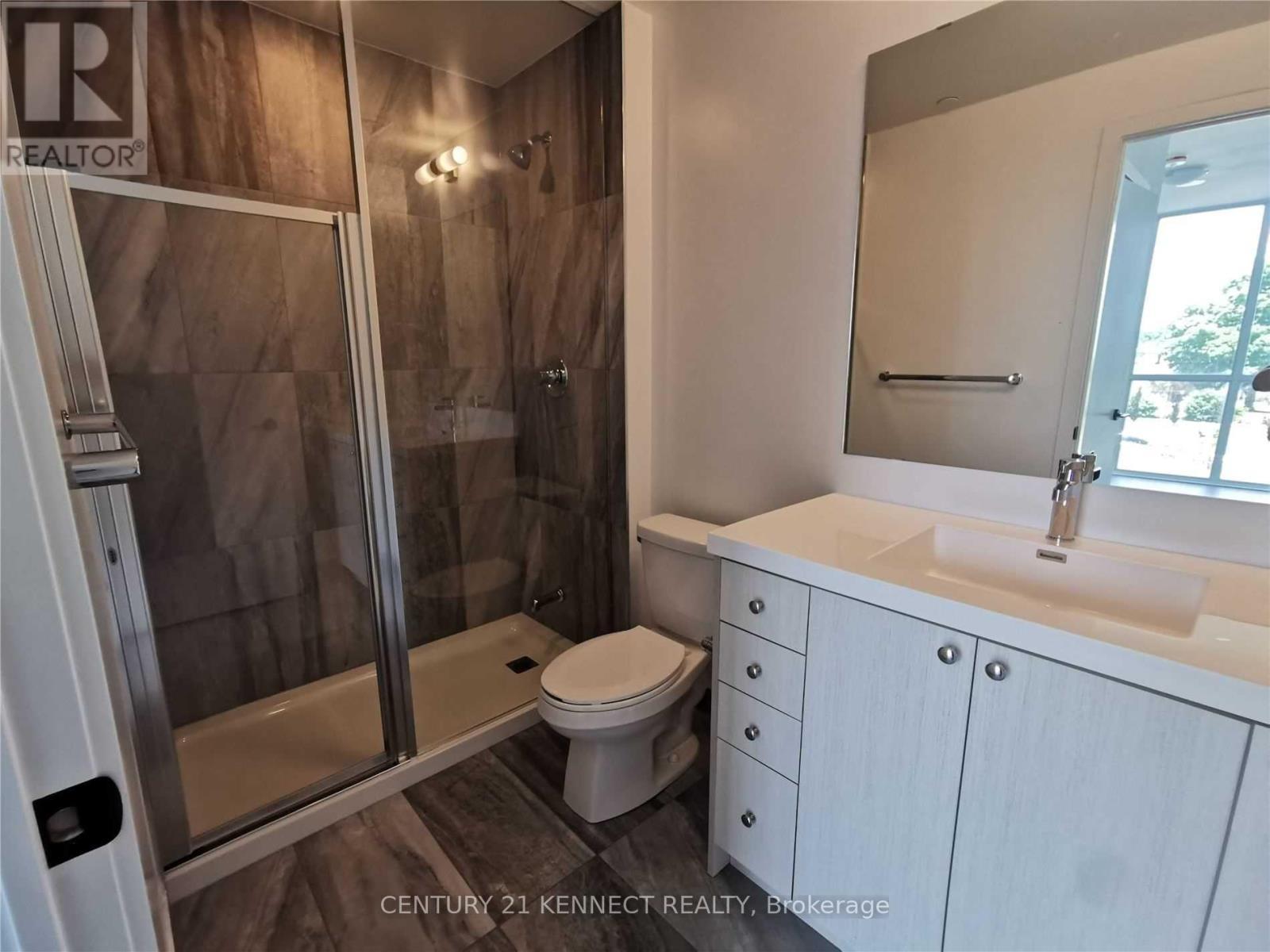 Th03 - 60 George Butchart Drive, Toronto, ON - Indoor Photo Showing Bathroom