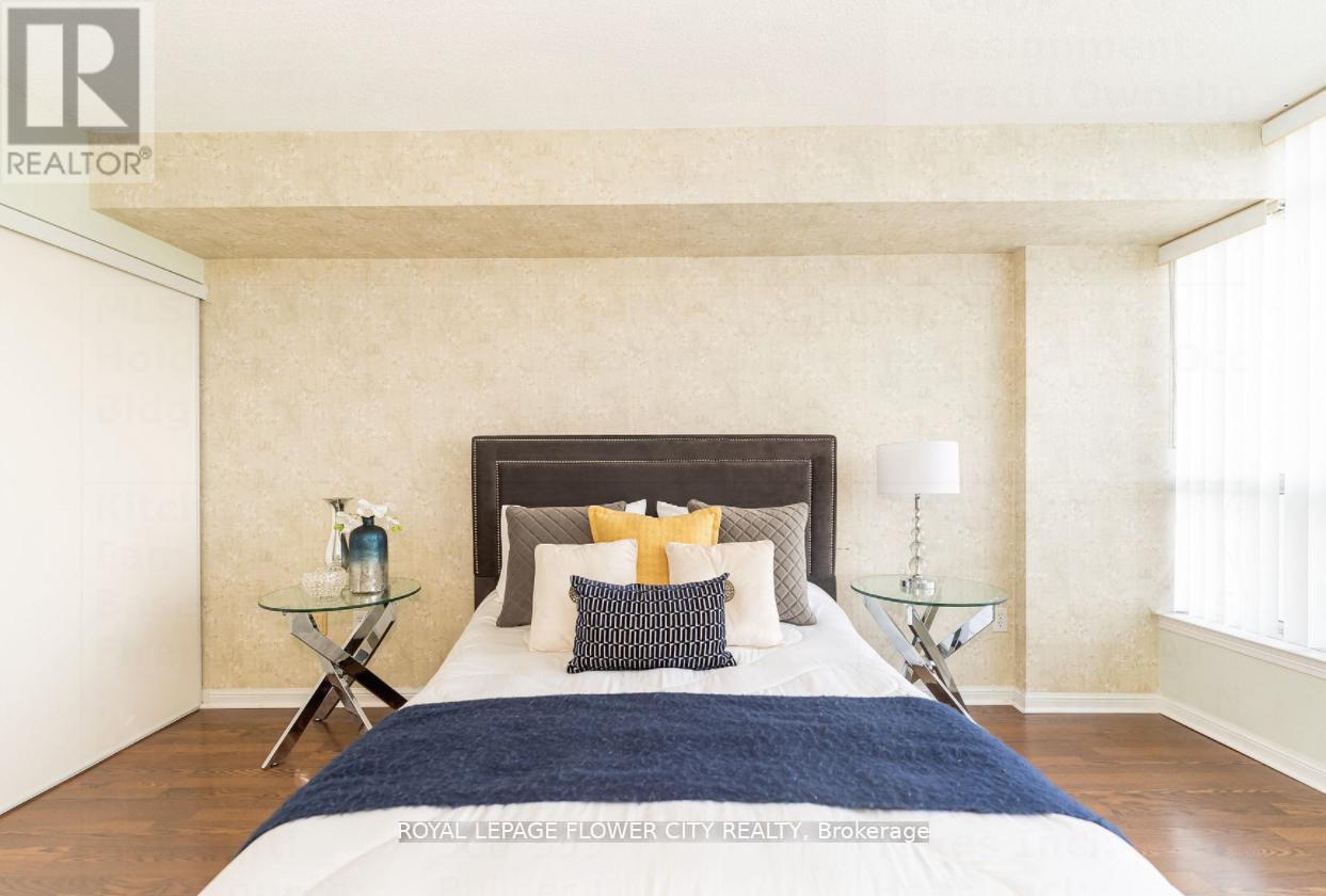 603 - 10 Laurelcrest Street, Brampton, ON - Indoor Photo Showing Bedroom