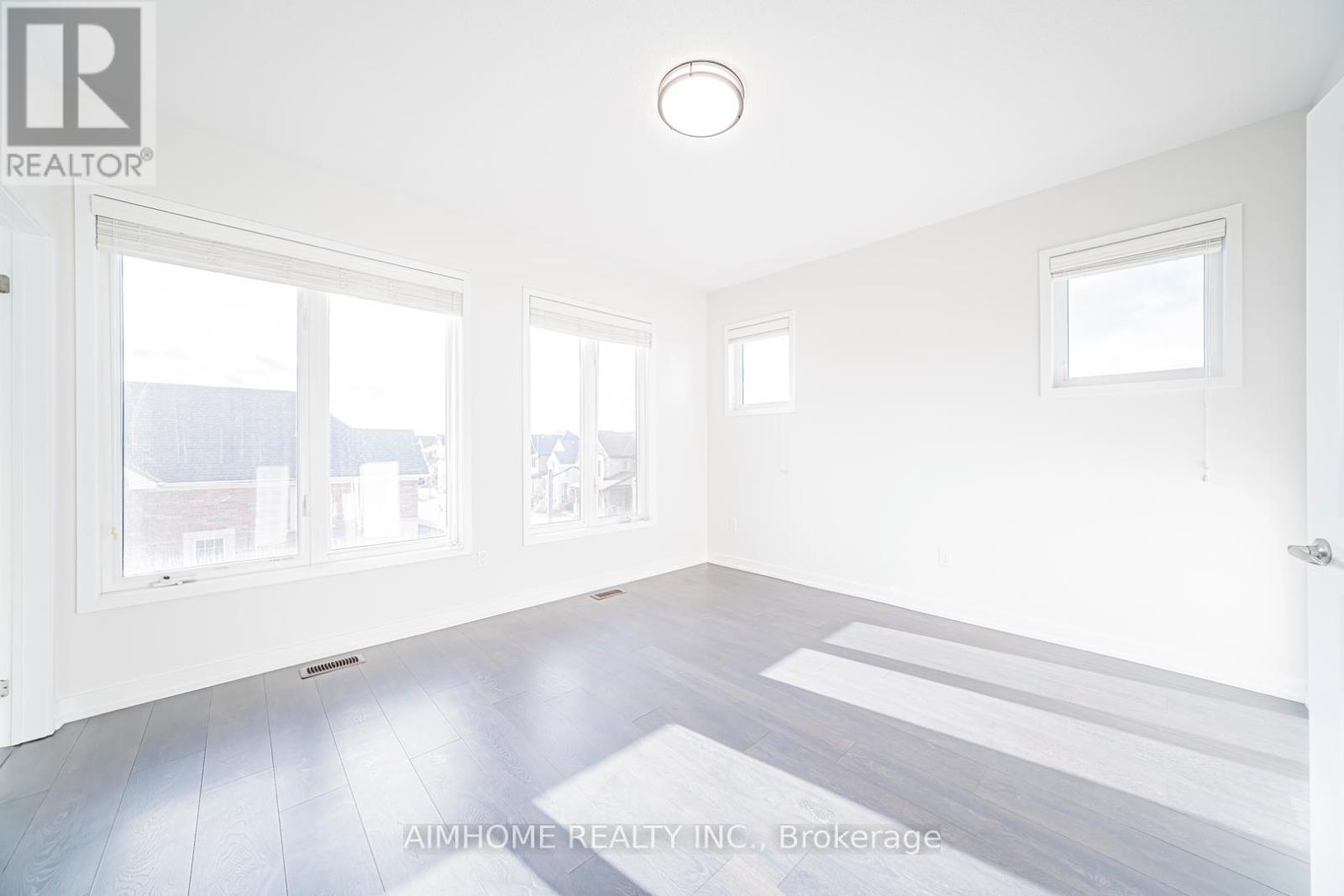 220 Beaveridge Avenue, Oakville, ON - Indoor Photo Showing Other Room