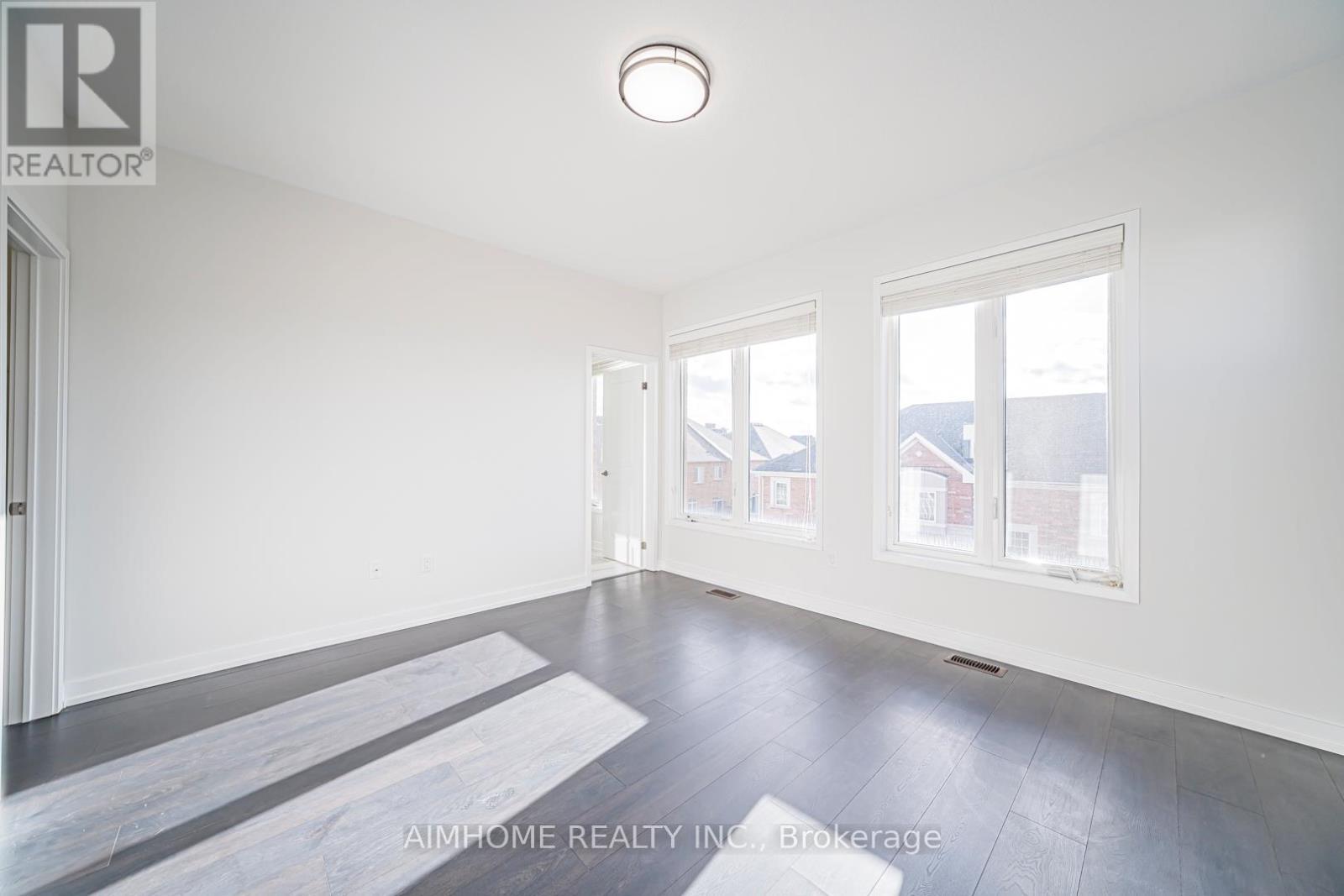 220 Beaveridge Avenue, Oakville, ON - Indoor Photo Showing Other Room