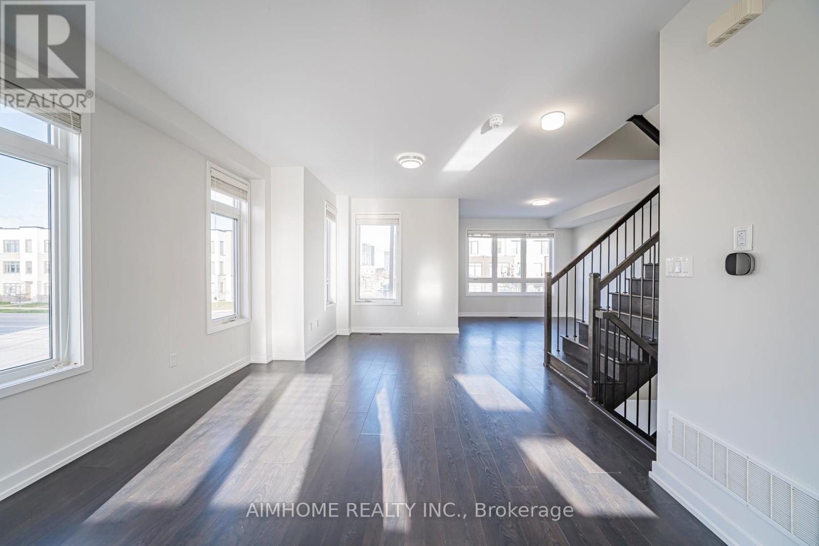 220 Beaveridge Avenue, Oakville, ON - Indoor Photo Showing Other Room