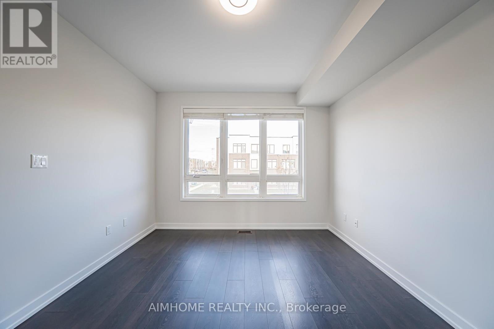 220 Beaveridge Avenue, Oakville, ON - Indoor Photo Showing Other Room