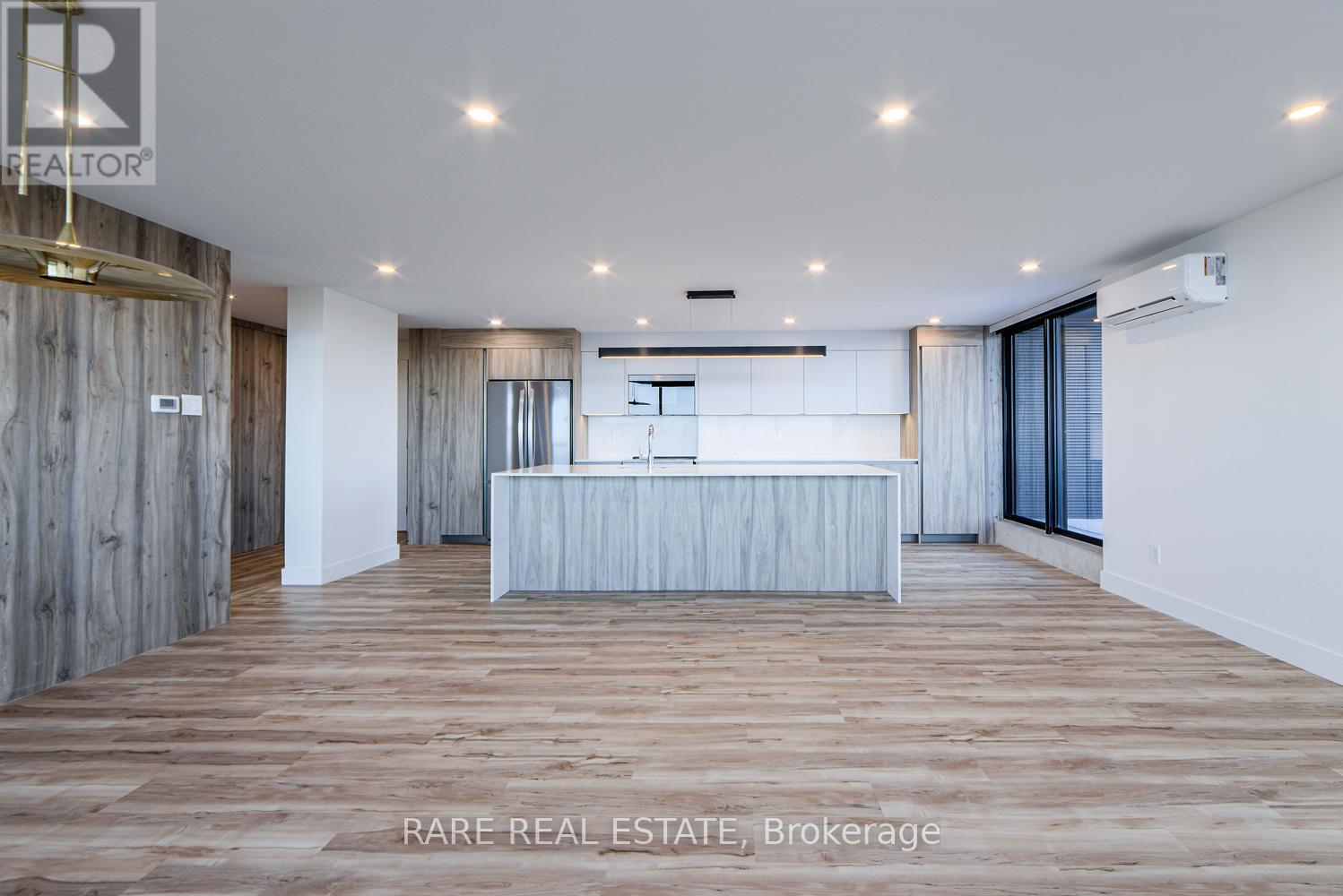 Ph05 - 55 Livingston Road, Toronto, ON - Indoor