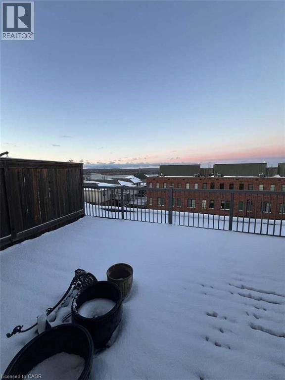 290 Barton Street Unit# 3, Hamilton, ON - Outdoor