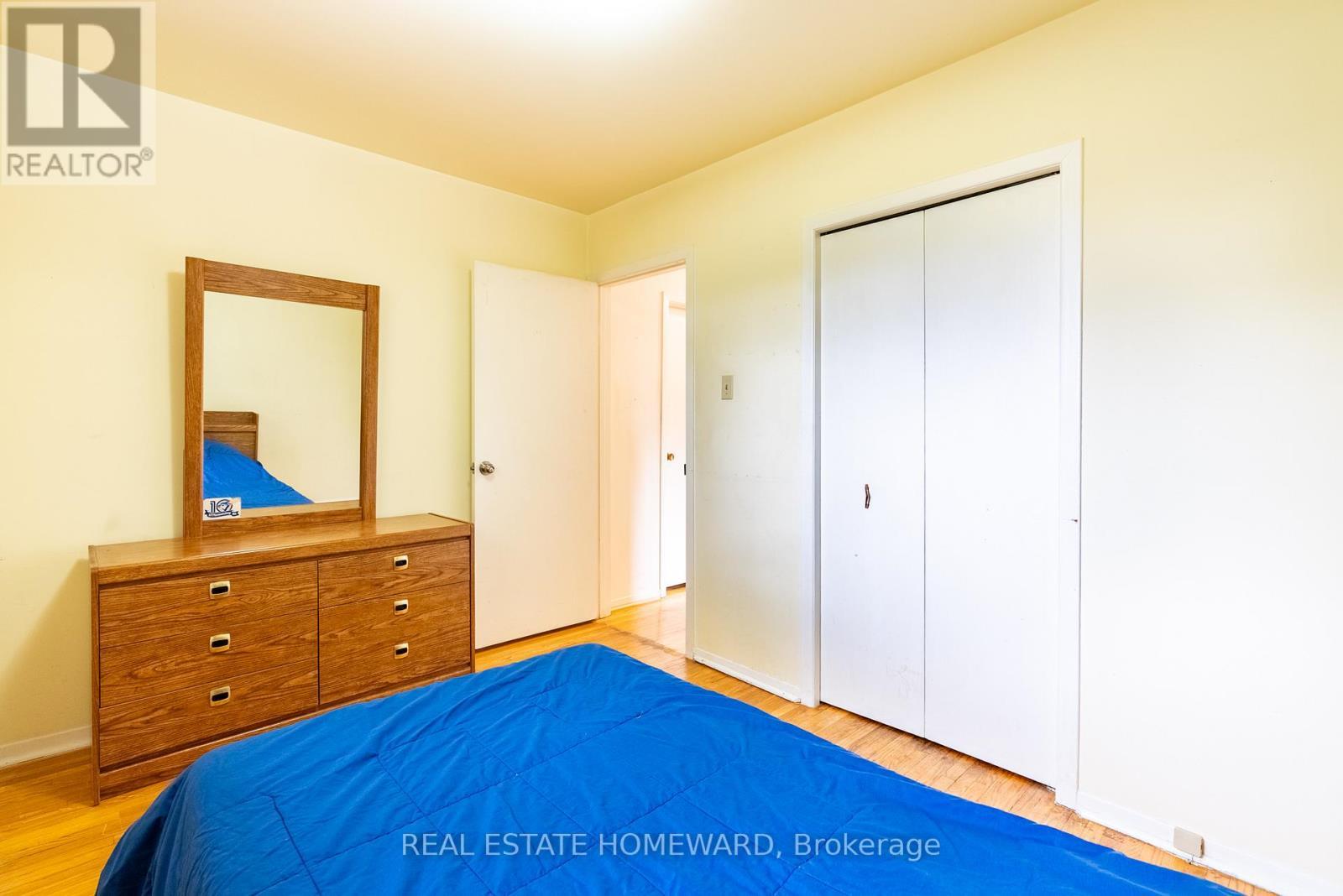 2ND BEDROOM - 52 Clydesdale Drive, Toronto, ON - Indoor Photo Showing Bedroom