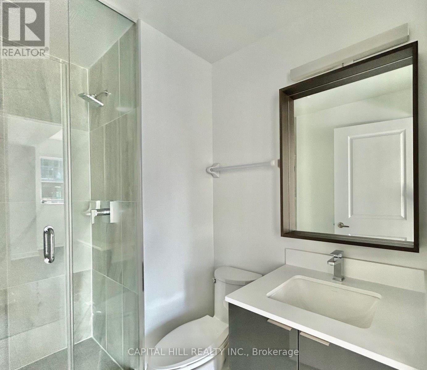 Lph20 - 543 Richmond Street W, Toronto, ON - Indoor Photo Showing Bathroom